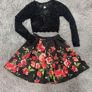 Two-Piece Long Sleeve Mini Dress Black and Red